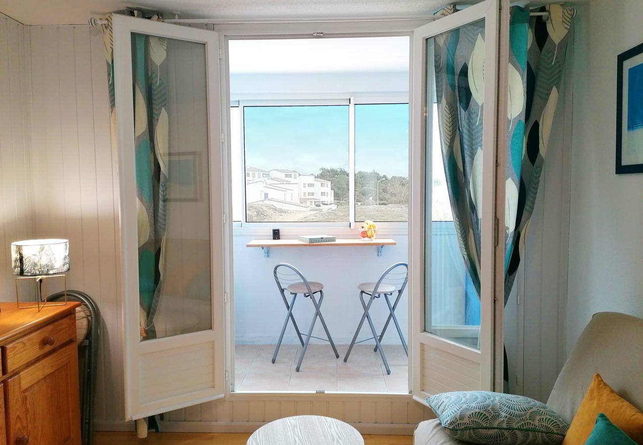 Apartment in Saint-Hilaire-de-Riez - 250m from the beach - Loggia - Flat for 4