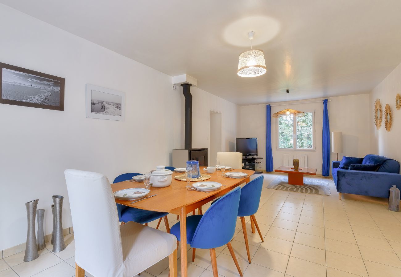 House in Talmont-Saint-Hilaire - Stay between forest and beach - House for 7