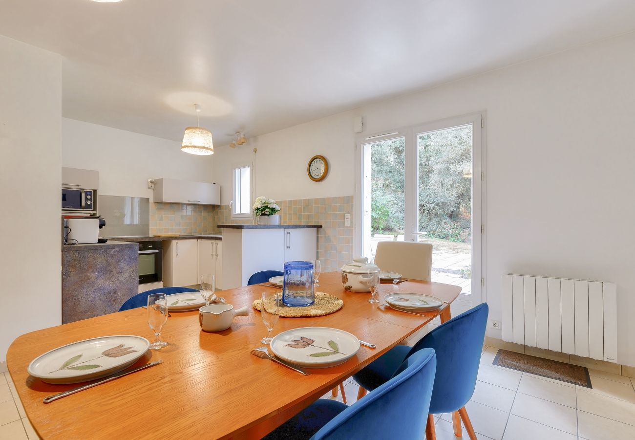 House in Talmont-Saint-Hilaire - Stay between forest and beach - House for 7