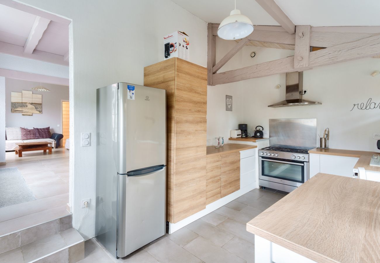 House in Andernos-les-Bains - 350m from Betey's beach- House for 9 with a pool