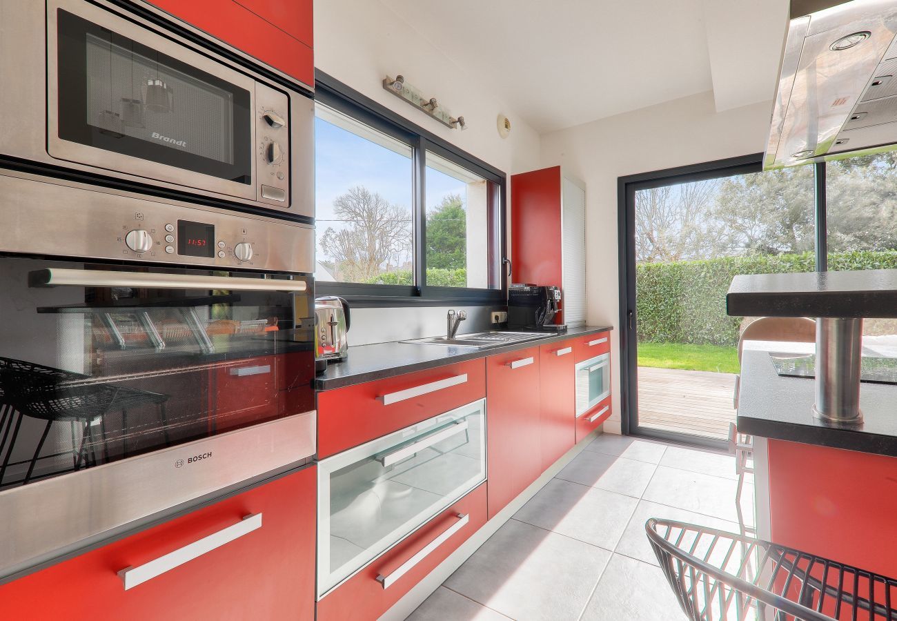 House in Saint-Armel - House with swimming pool for ten people