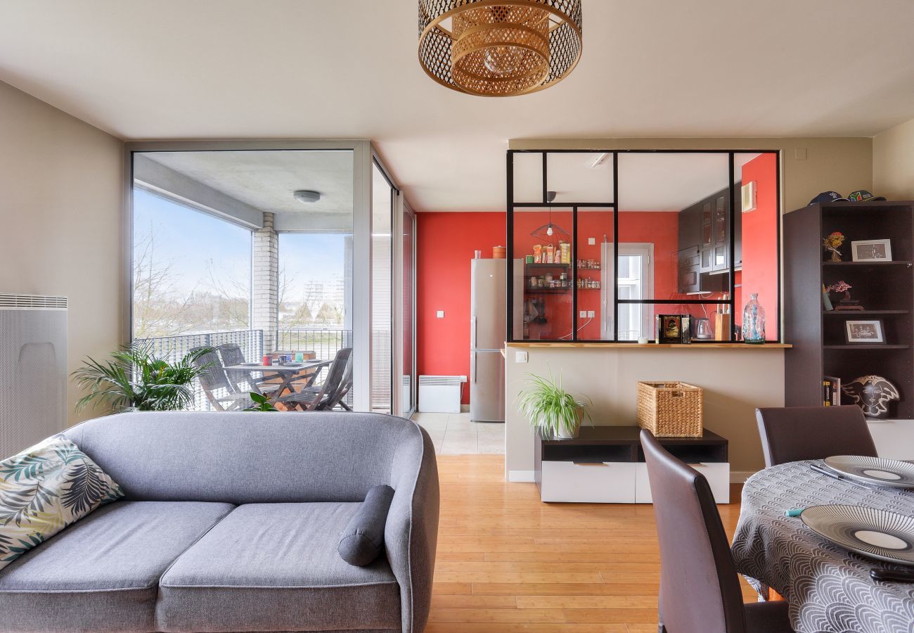 Apartment in Nantes - Stay on the Ile de Nantes overlooking the Loire