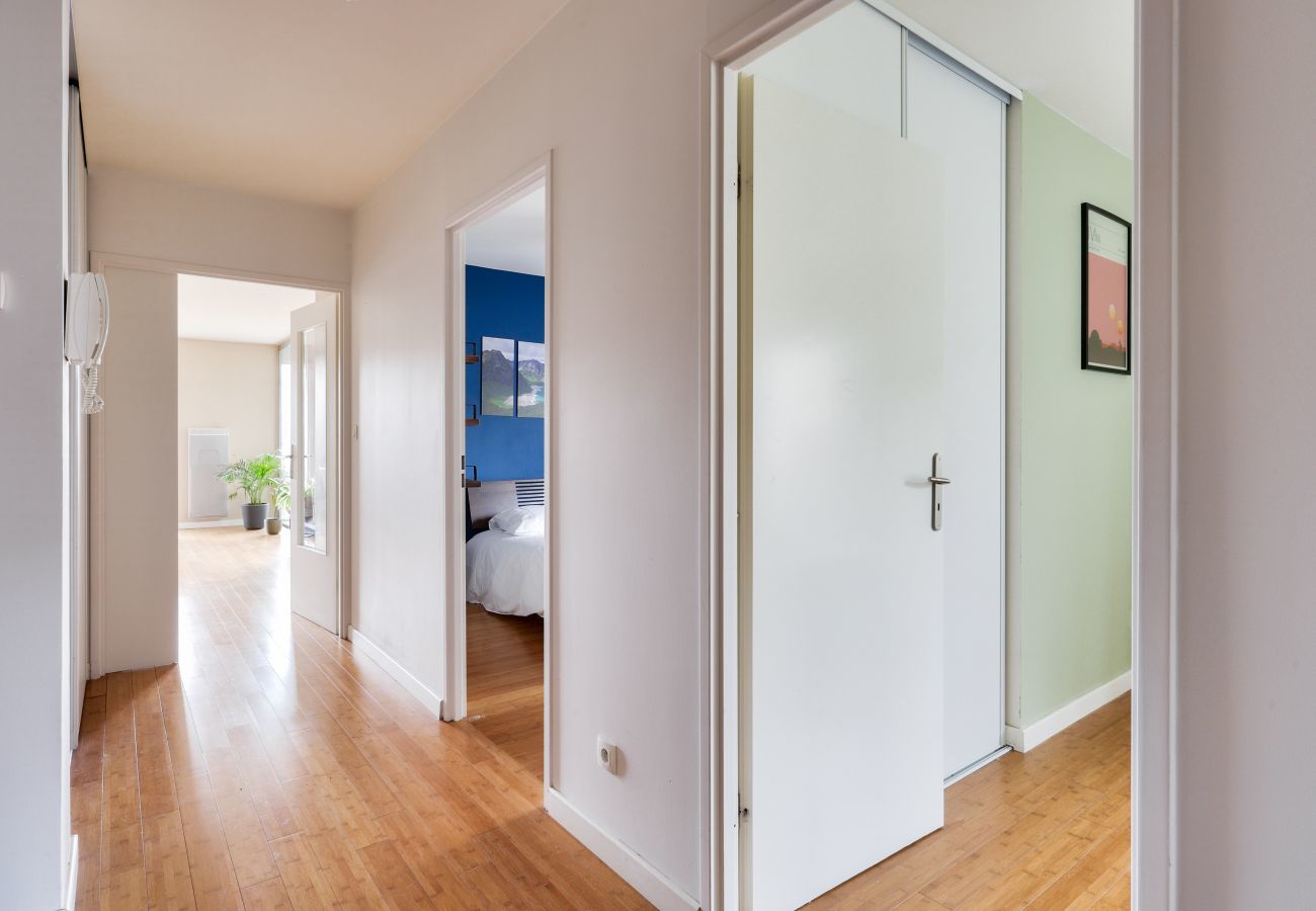 Apartment in Nantes - Stay on the Ile de Nantes overlooking the Loire