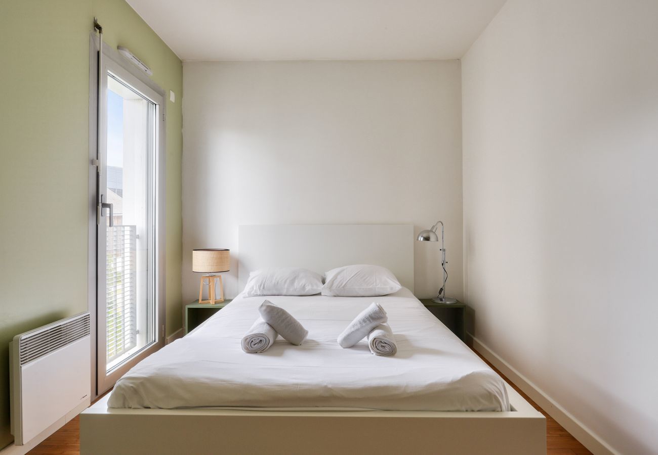 Apartment in Nantes - Stay on the Ile de Nantes overlooking the Loire