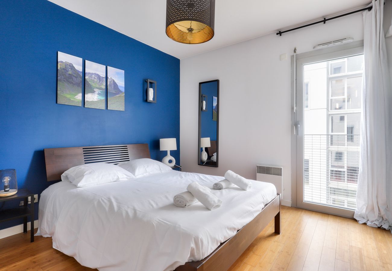 Apartment in Nantes - Stay on the Ile de Nantes overlooking the Loire