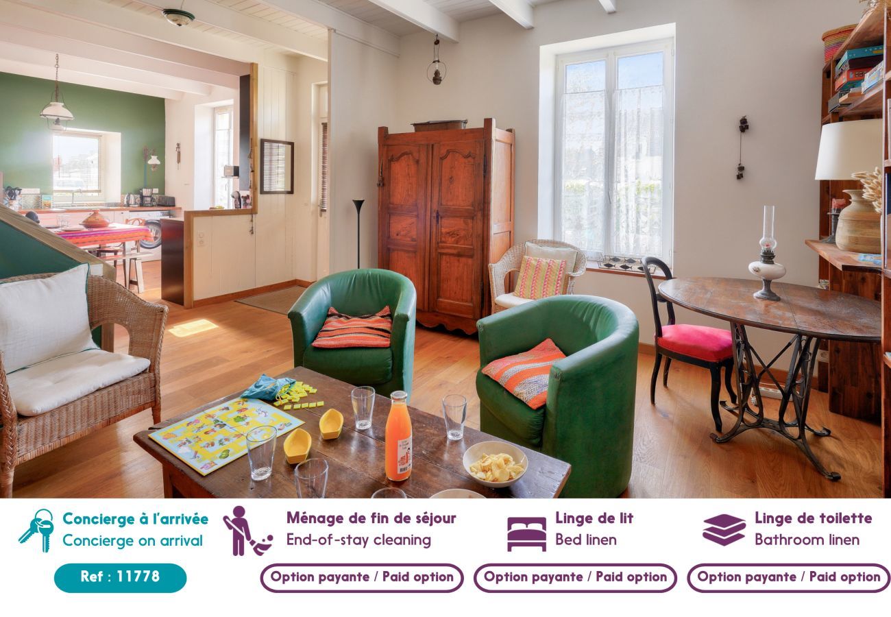 House in Penmarch - 700m from the beach, charming house for 6