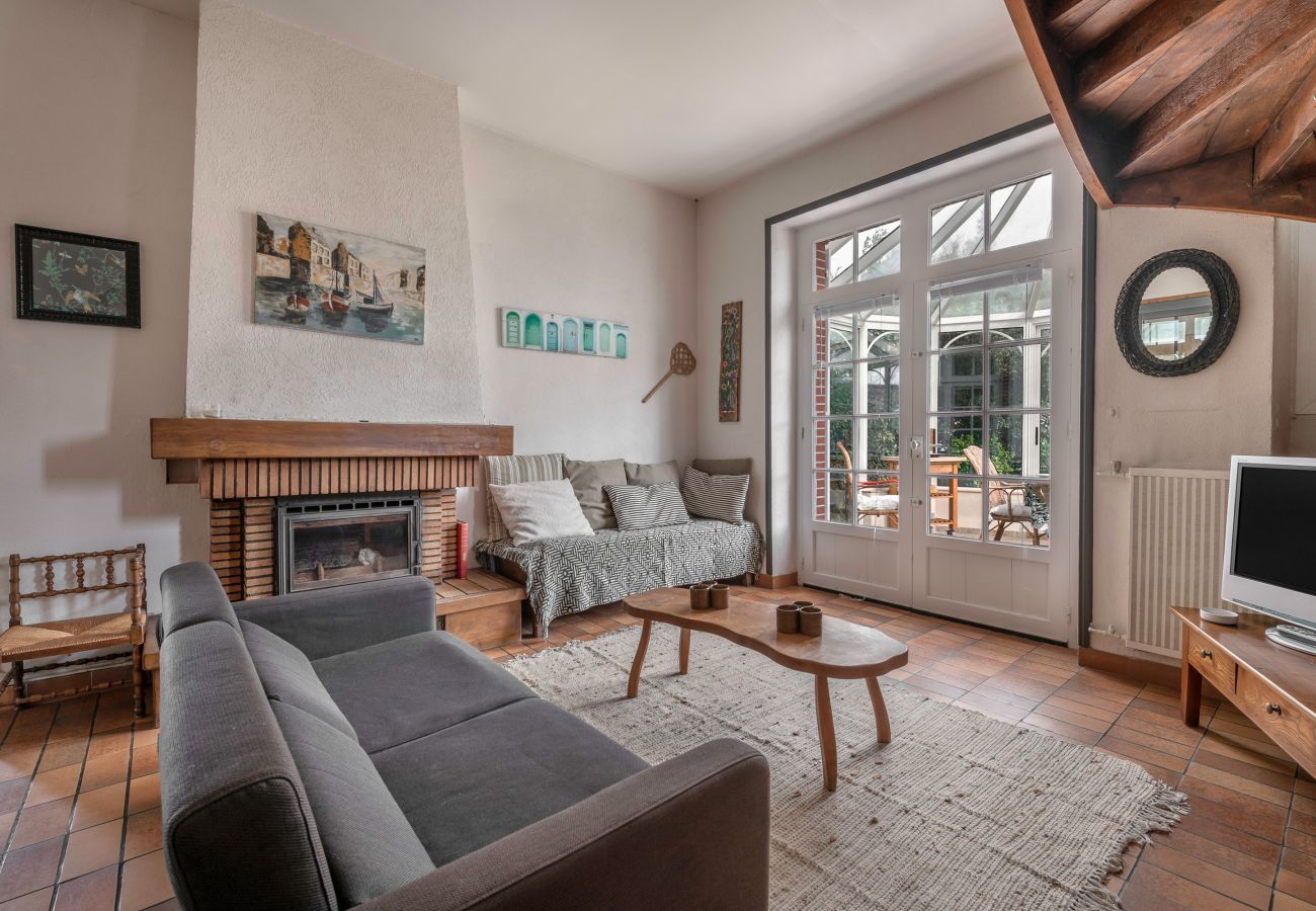 House in La Bernerie-en-Retz - House for 6 in Bernerie , 270m from the beach