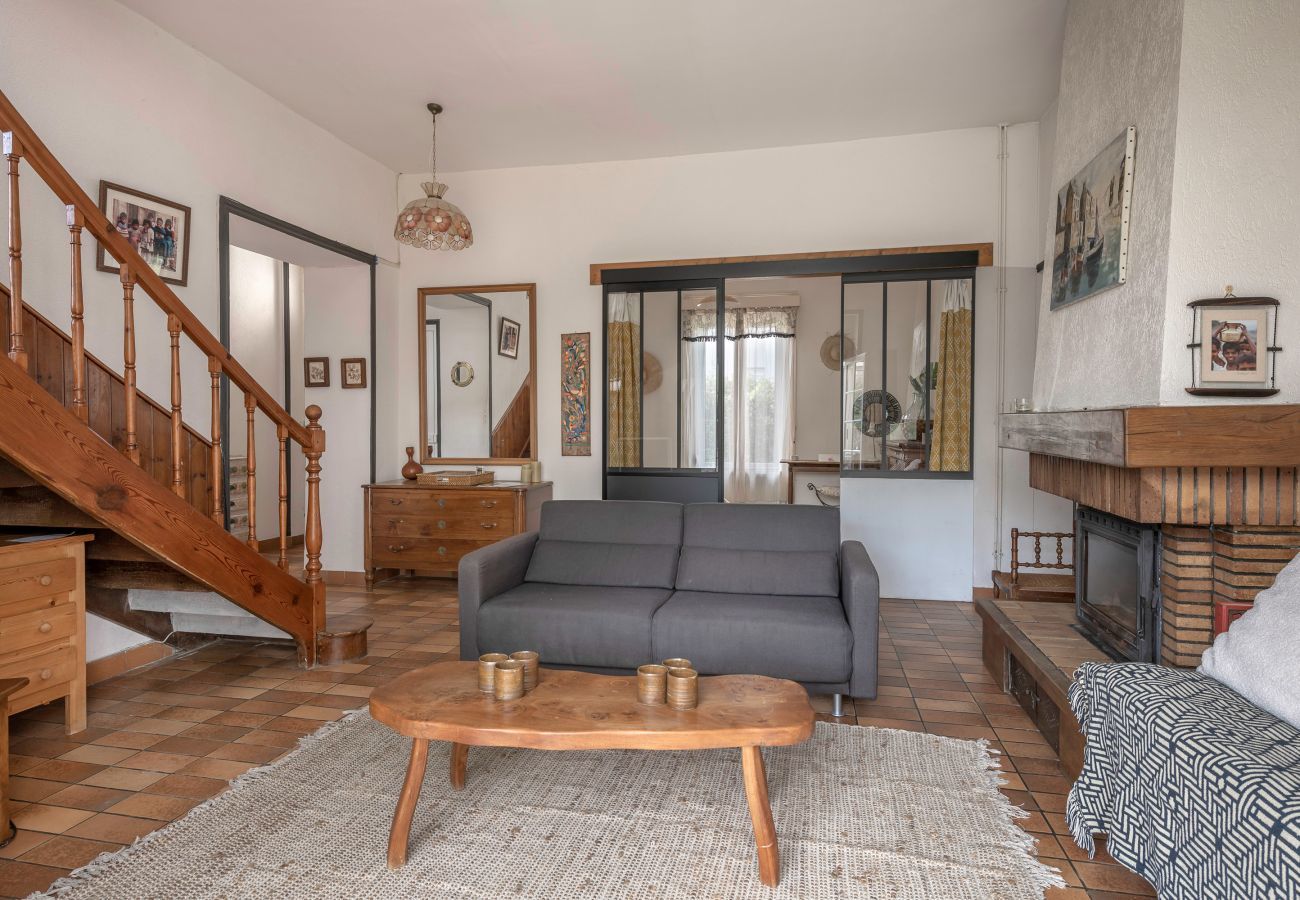 House in La Bernerie-en-Retz - House for 6 in Bernerie , 270m from the beach