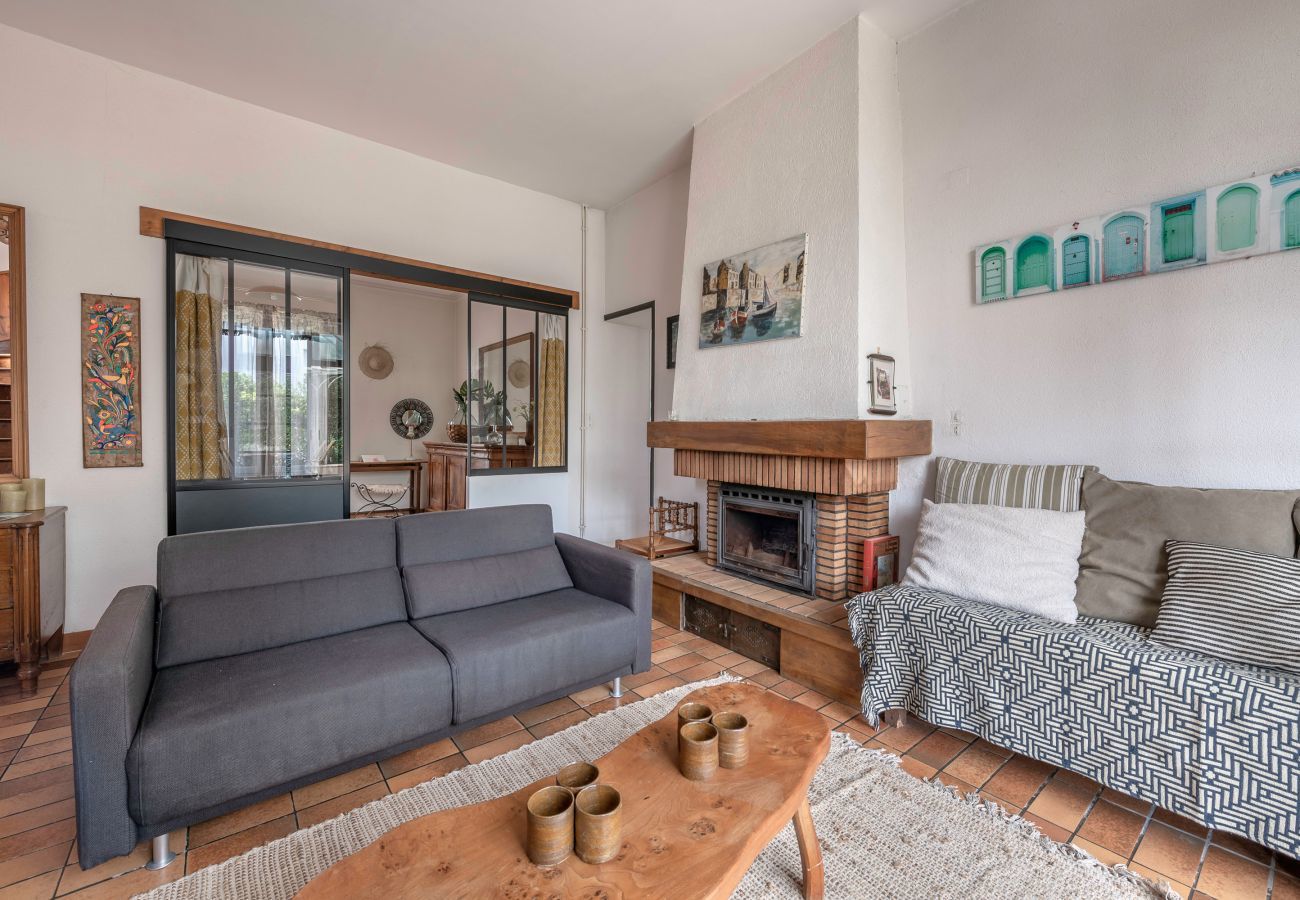 House in La Bernerie-en-Retz - House for 6 in Bernerie , 270m from the beach