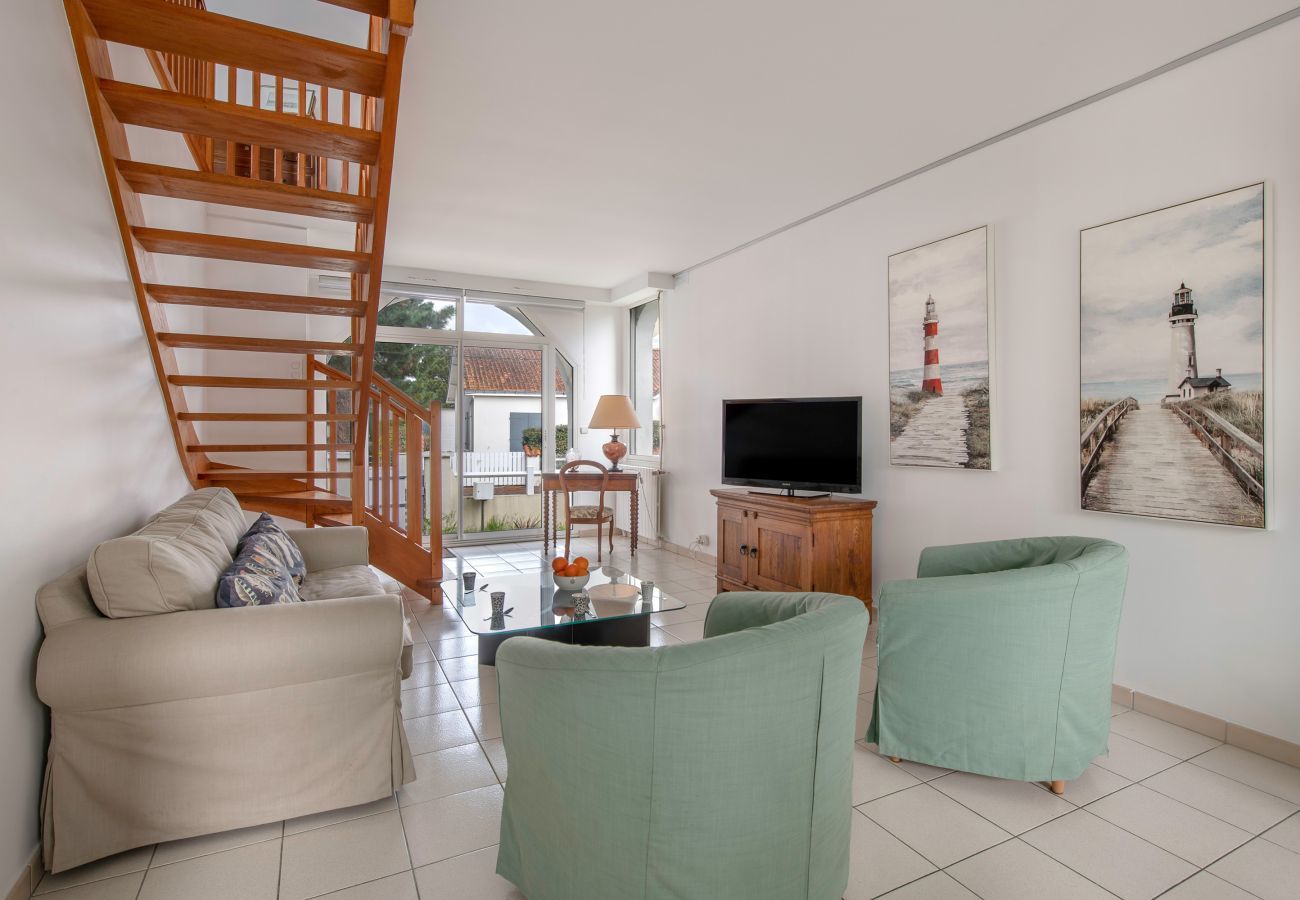 House in Pornichet - House for 5 - garden - 200 m from the beach 