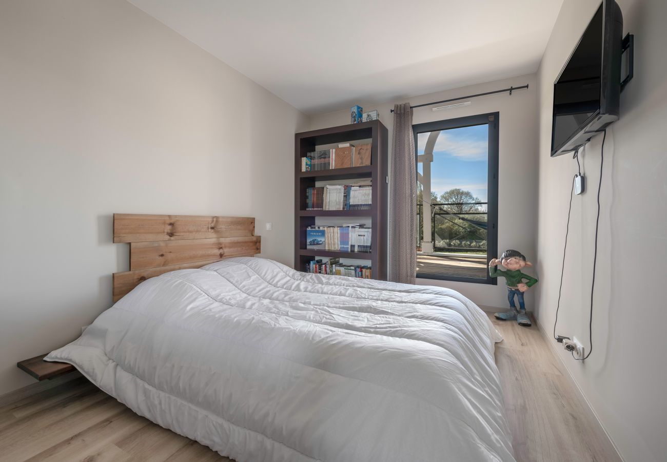 House in Pornic - Family home with jacuzzi for 6