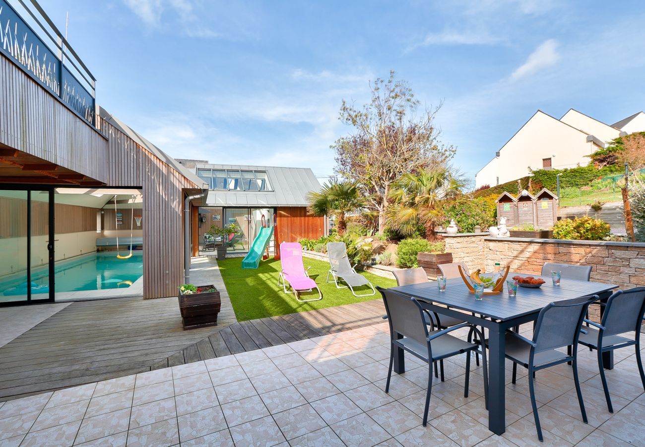 House in Erquy - La Maison Bleue - Erquy - Covered Pool