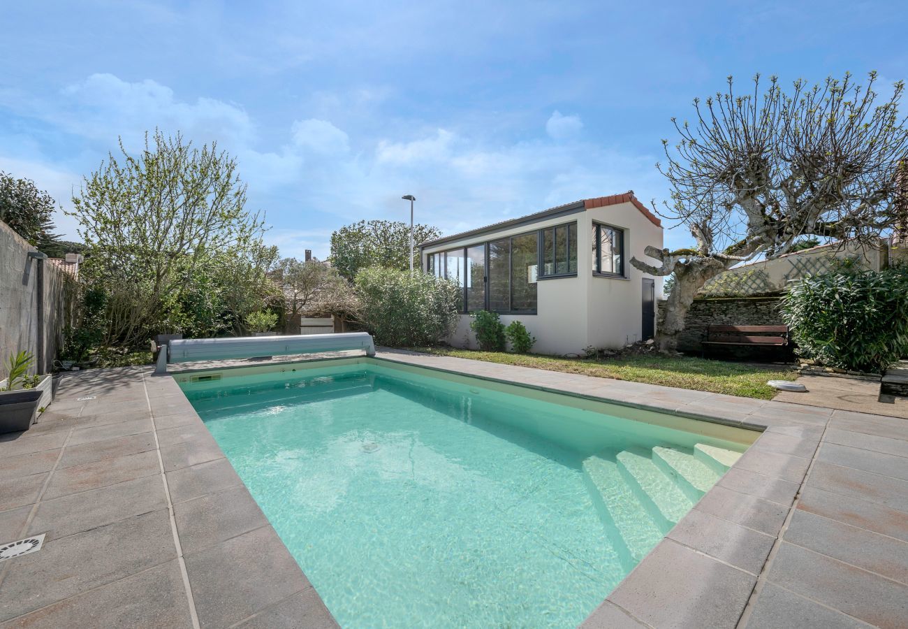 House in Préfailles - Charming house with swimming pool in Préfailles