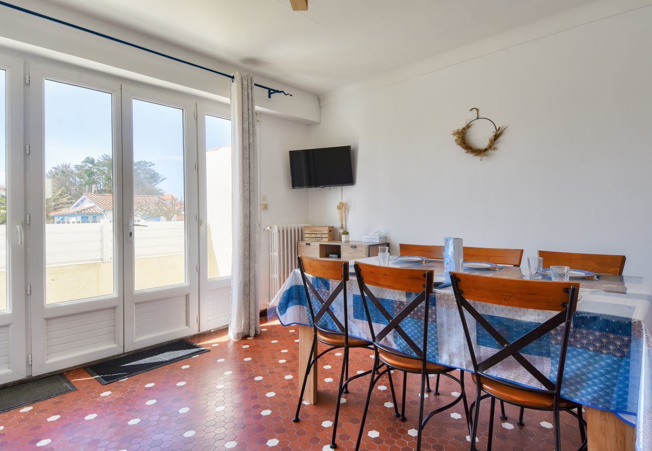 House in Saint-Hilaire-de-Riez - 350m from the beach- House for 8- Large terrace
