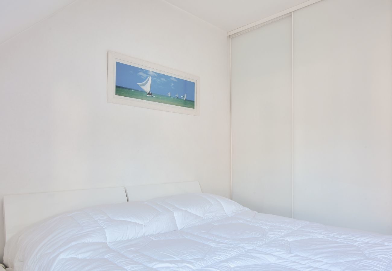 Apartment in Fouesnant - Escape to Fouesnant in a flat with balcony