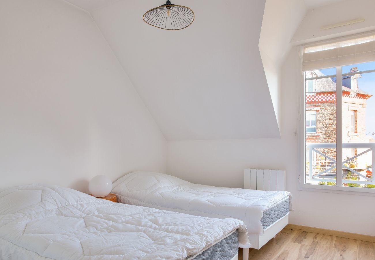Apartment in Fouesnant - Escape to Fouesnant in a flat with balcony
