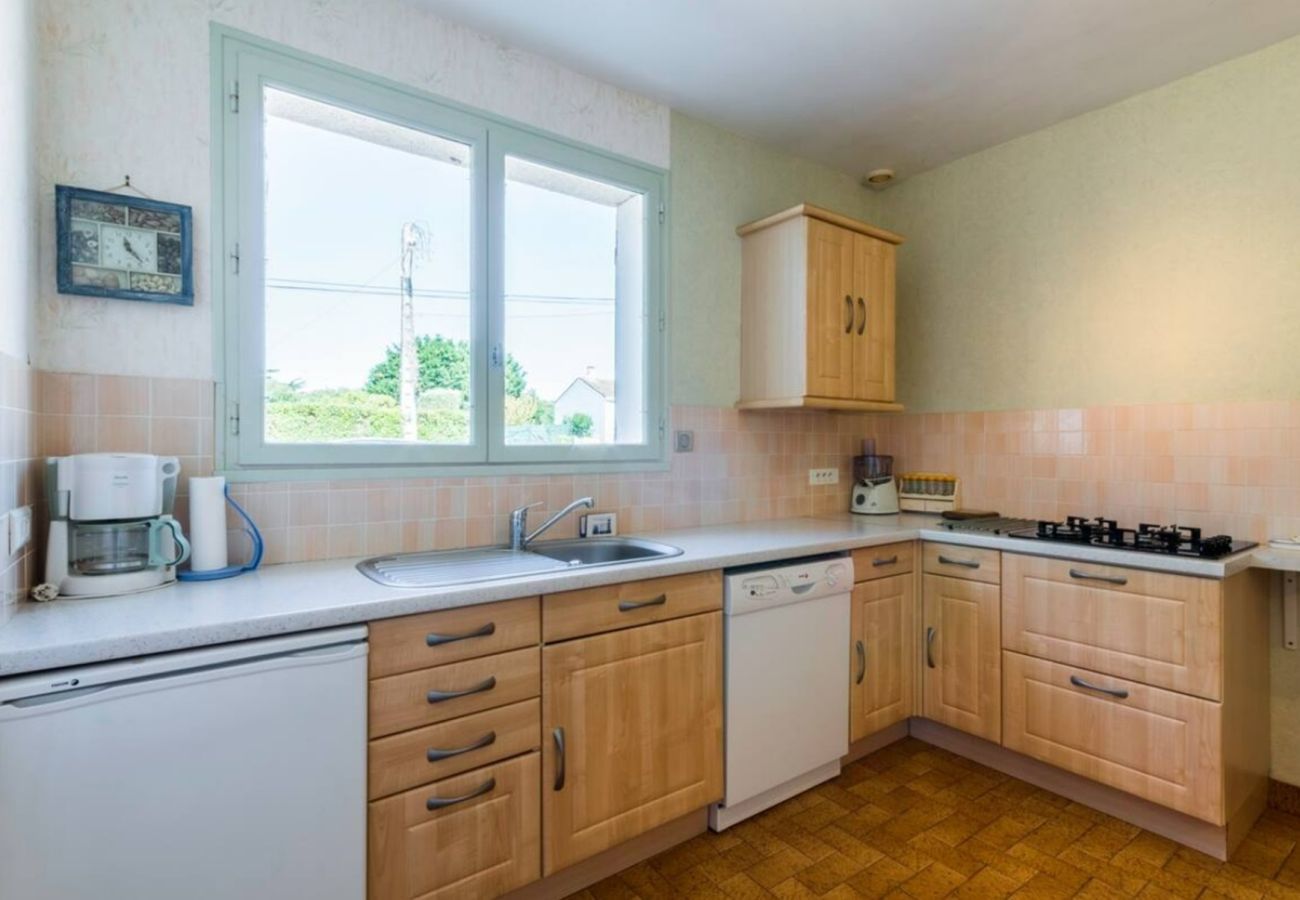 House in Le Pouliguen - Family house for 8 - 850m from the beach