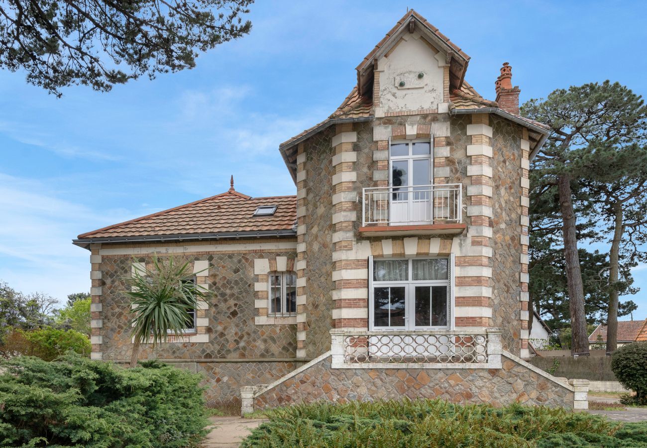House in Saint-Brevin-les-Pins - Family house for 8  in St Brévin - near beach