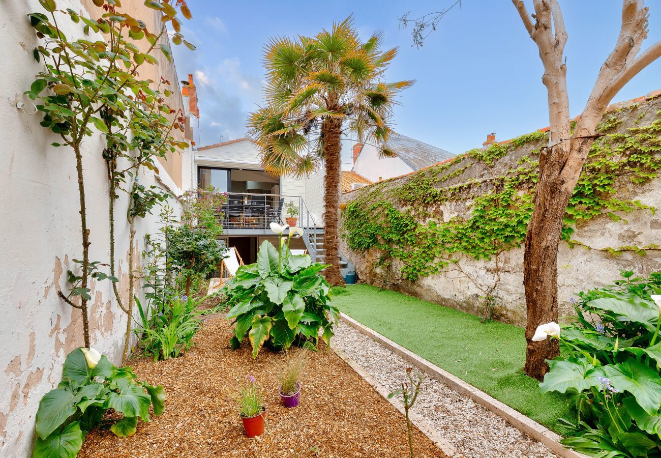 House in Les Sables-d´Olonne - 400m from the beach - house with garden
