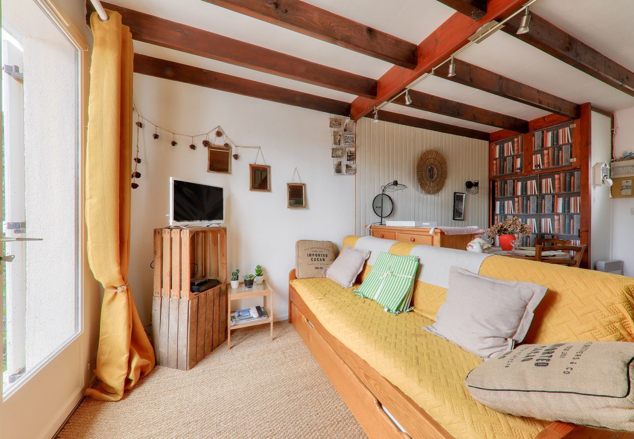 House in Sarzeau - Quiet getaway with swimming pool, 400m from the beach