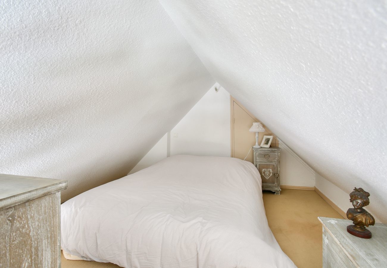 Apartment in Erquy - Flat for 4 under the roof, Erquy