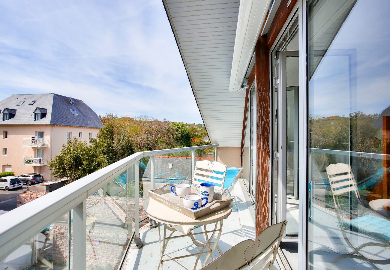 Apartment in Erquy - Flat for 4 under the roof, Erquy