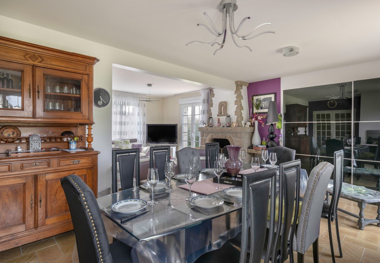 House in Saint-Gildas-de-Rhuys - In the heart of Saint-Gildas-de-Rhuys - Stay for 8 