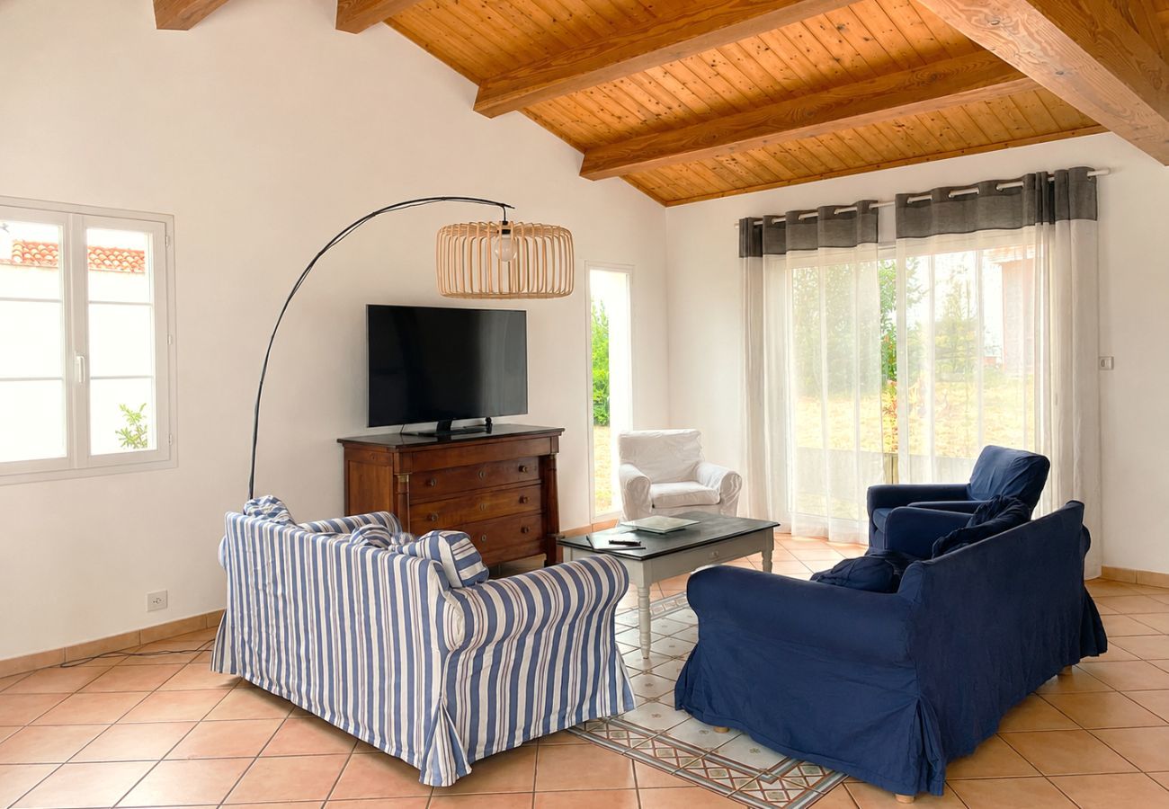 House in Noirmoutier-en-l´Ile - 300 m from beach - House with pool - ideal 6ad 4ch