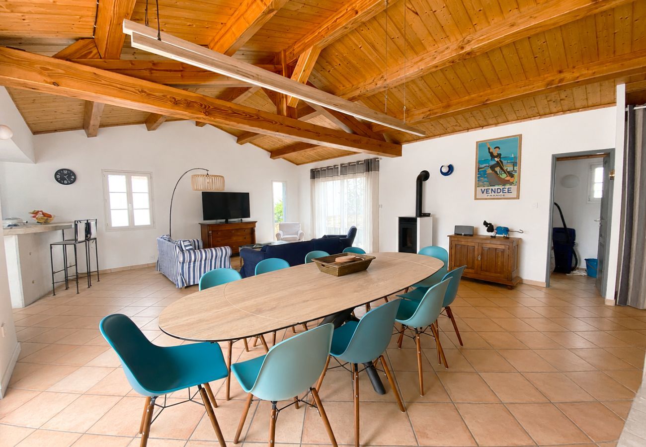 House in Noirmoutier-en-l´Ile - 300 m from beach - House with pool - ideal 6ad 4ch