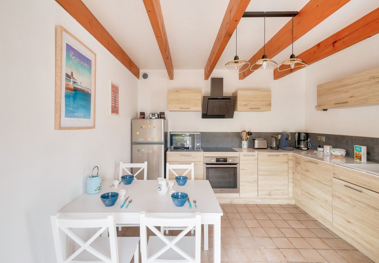 House in Le Guilvinec - House for 7 300m from the beach - Guilvinec