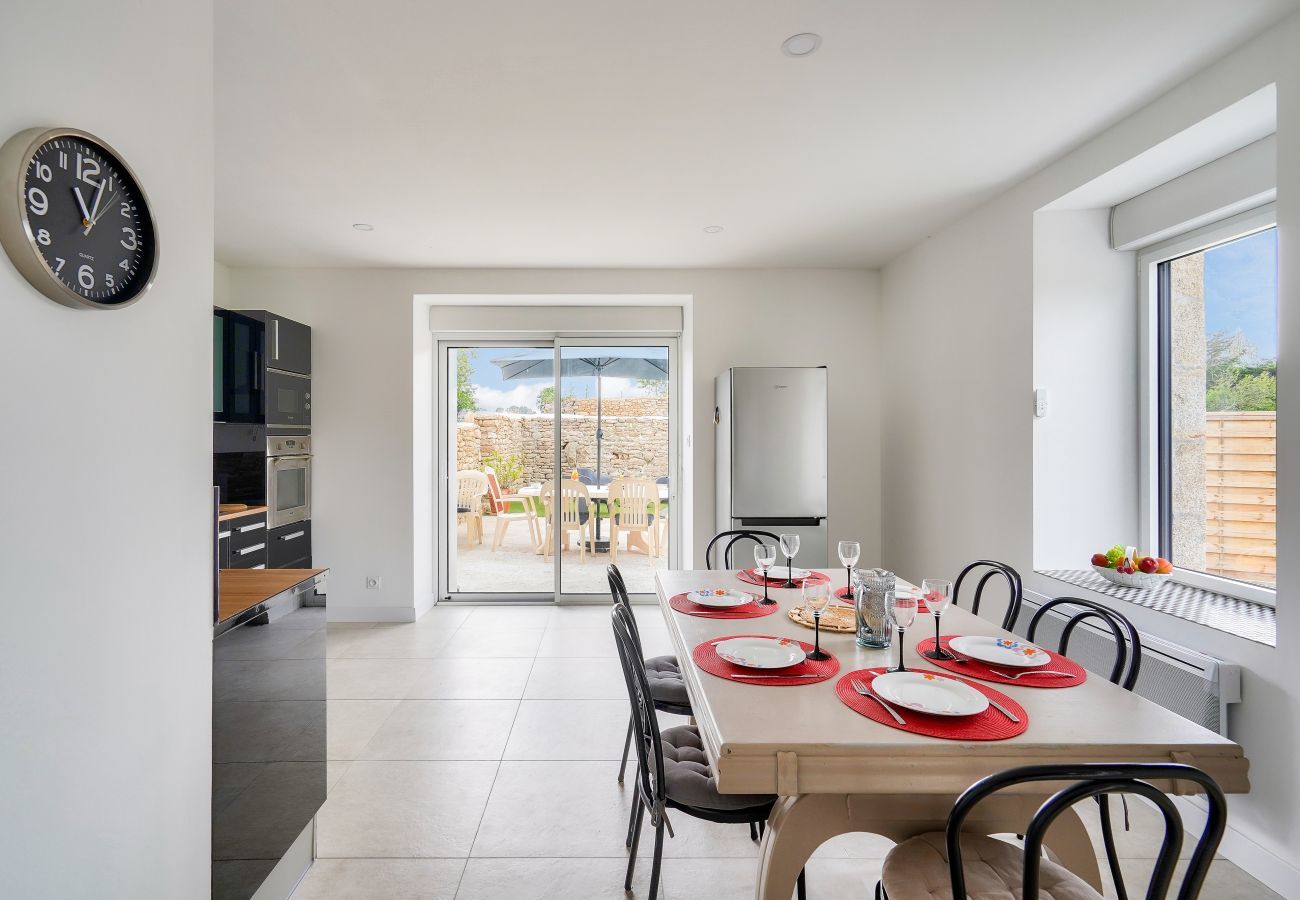 House in Plomeur - Beaches La Torche and Le Ster: House for 6- Surf