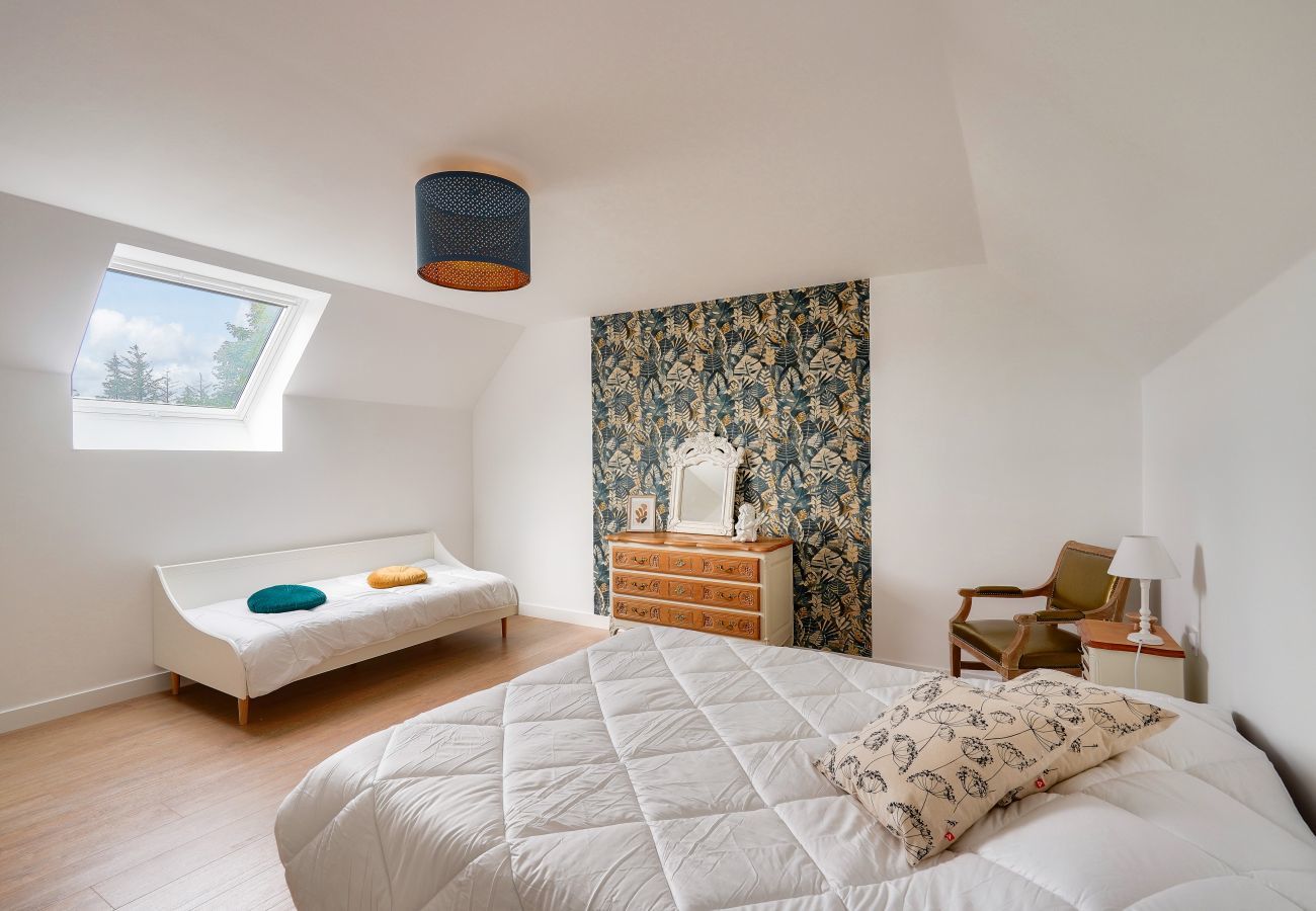 House in Plomeur - Beaches La Torche and Le Ster: House for 6- Surf