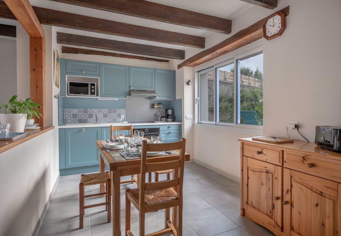 Terraced House in Batz-sur-Mer - Salt worker's house 400m from the Guérande marshes