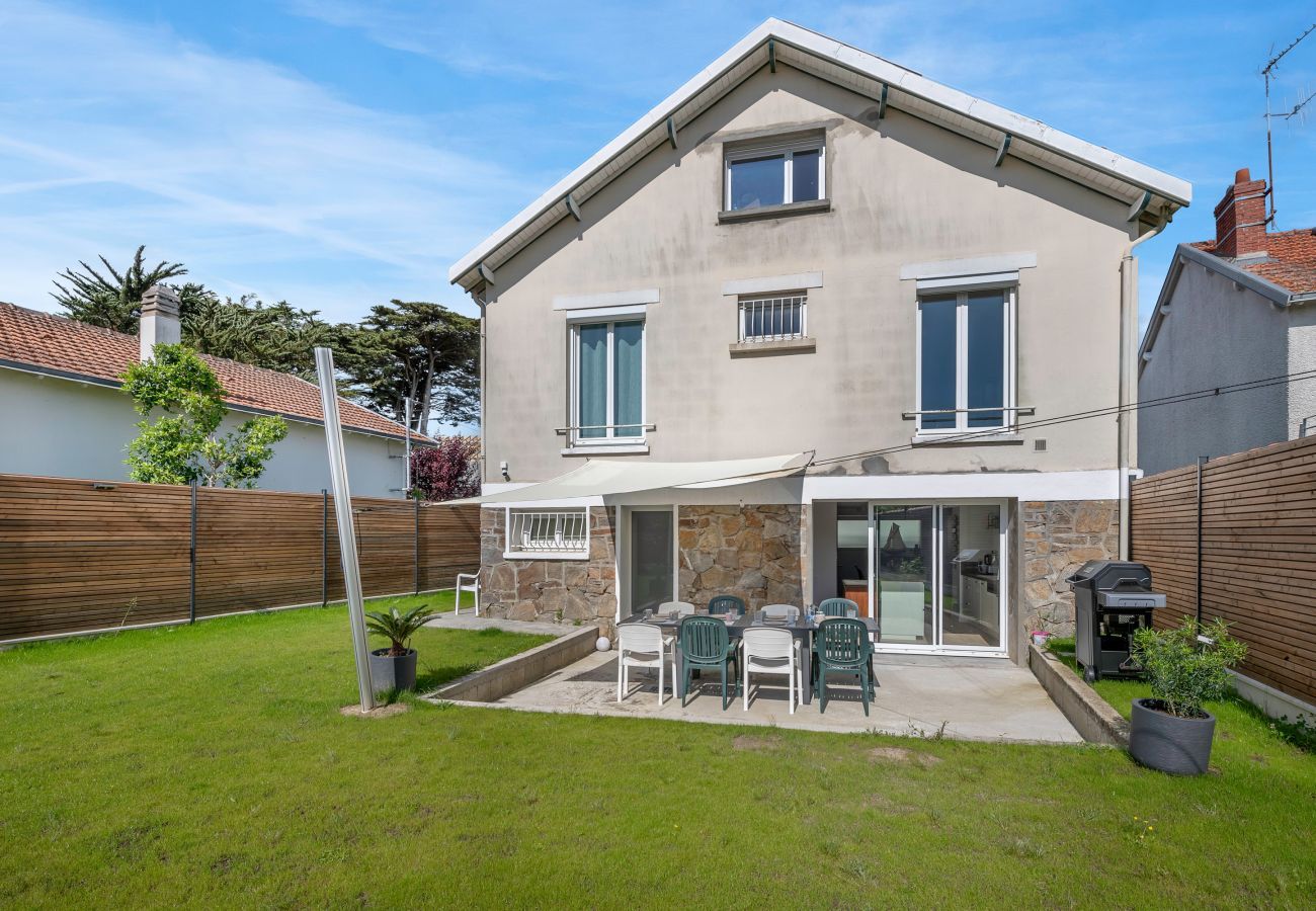 House in Pornic - Family house 400m from the sea for 8, Pornic