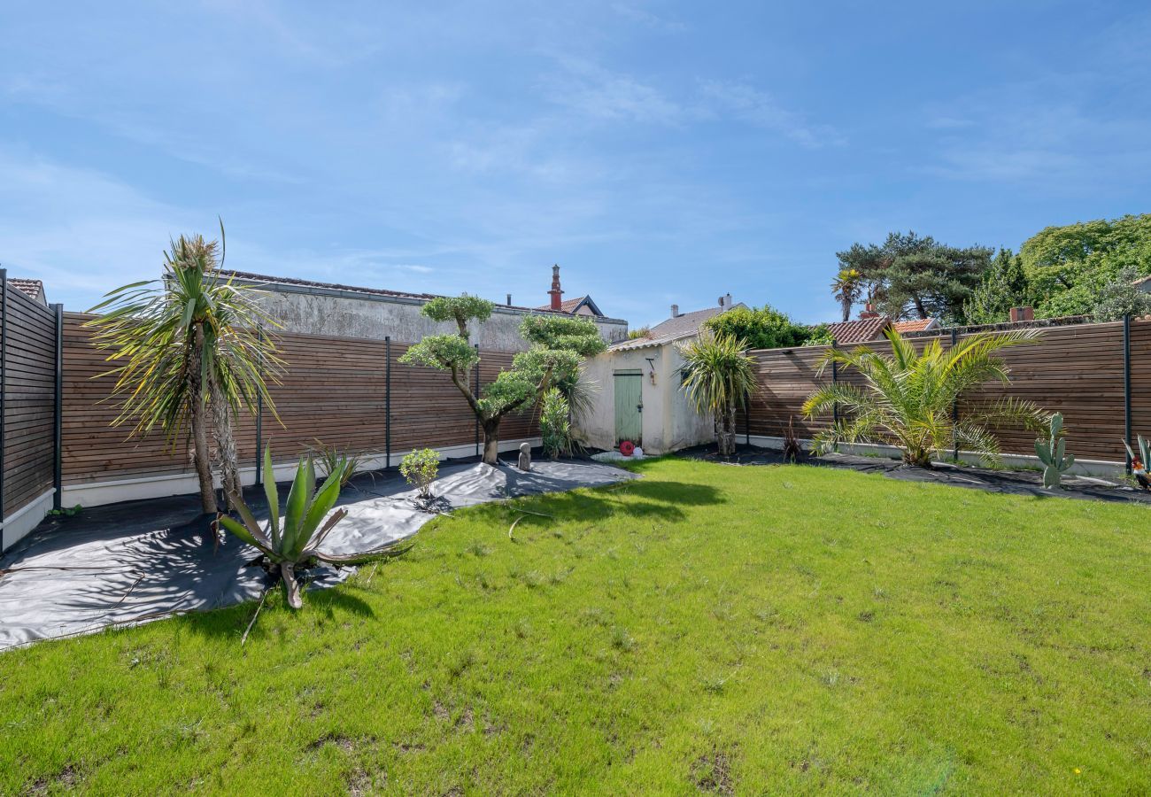 House in Pornic - Family house 400m from the sea for 8, Pornic