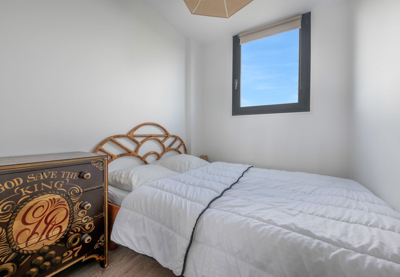 Apartment in La Baule-Escoublac - Flat for 6 with sea view 40m from the beach 