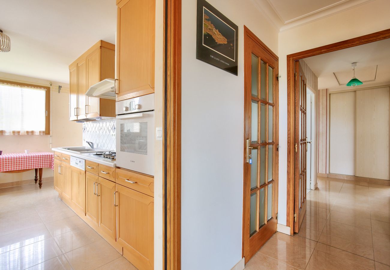 House in Pléneuf-Val-André - House with port view – sleeps 4 adults and 4 children