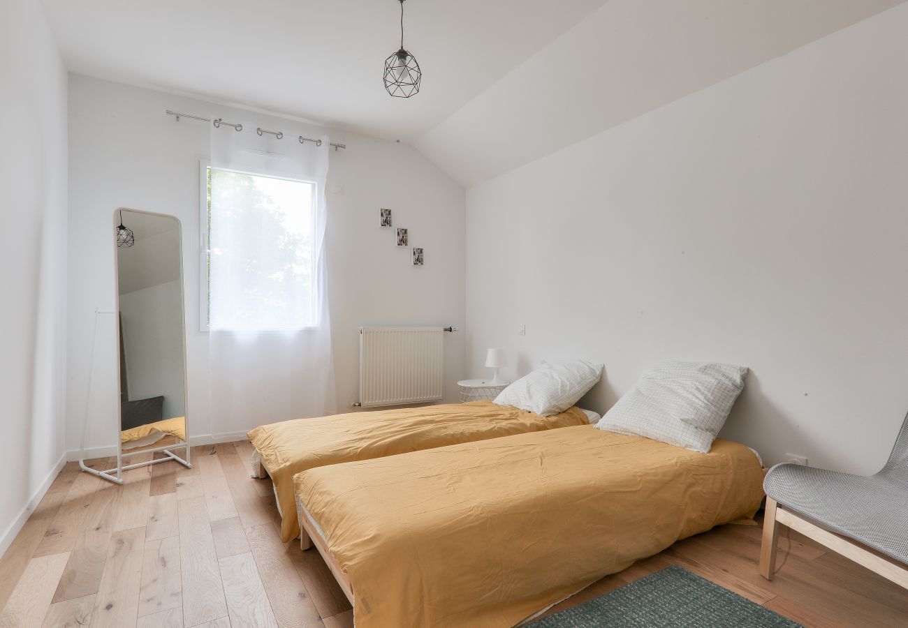 House in Le Tour-du-Parc - House for 8 - 300m from Rouvran beach
