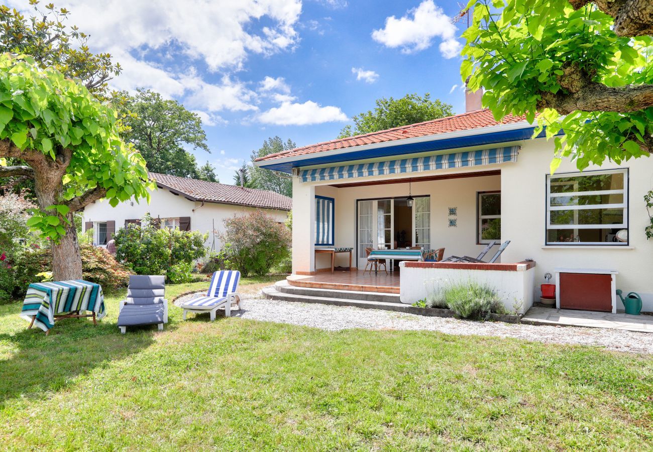 House in Andernos-les-Bains - House with garden 1km from the Mauret beach