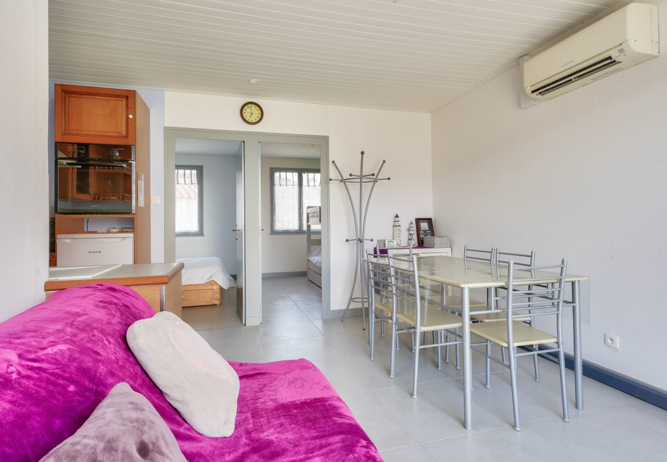 House in Longeville-sur-Mer - House with terrace for 5 - Peace and beach
