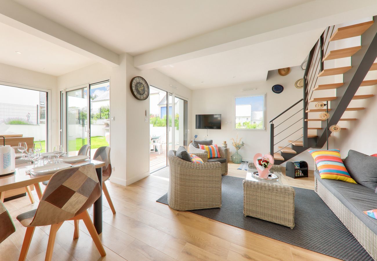 House in Saint-Gildas-de-Rhuys - House with garden - 400m from Les Govelins beach