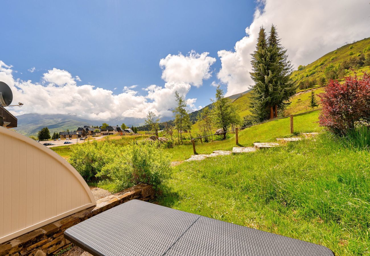 Chalet in Adervielle-Pouchergues - Chalet for 6 with terrace - 400m from the slopes