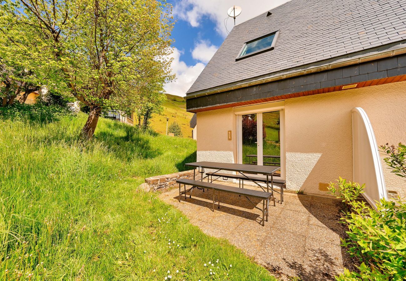 Chalet in Adervielle-Pouchergues - Chalet for 6 with terrace - 400m from the slopes