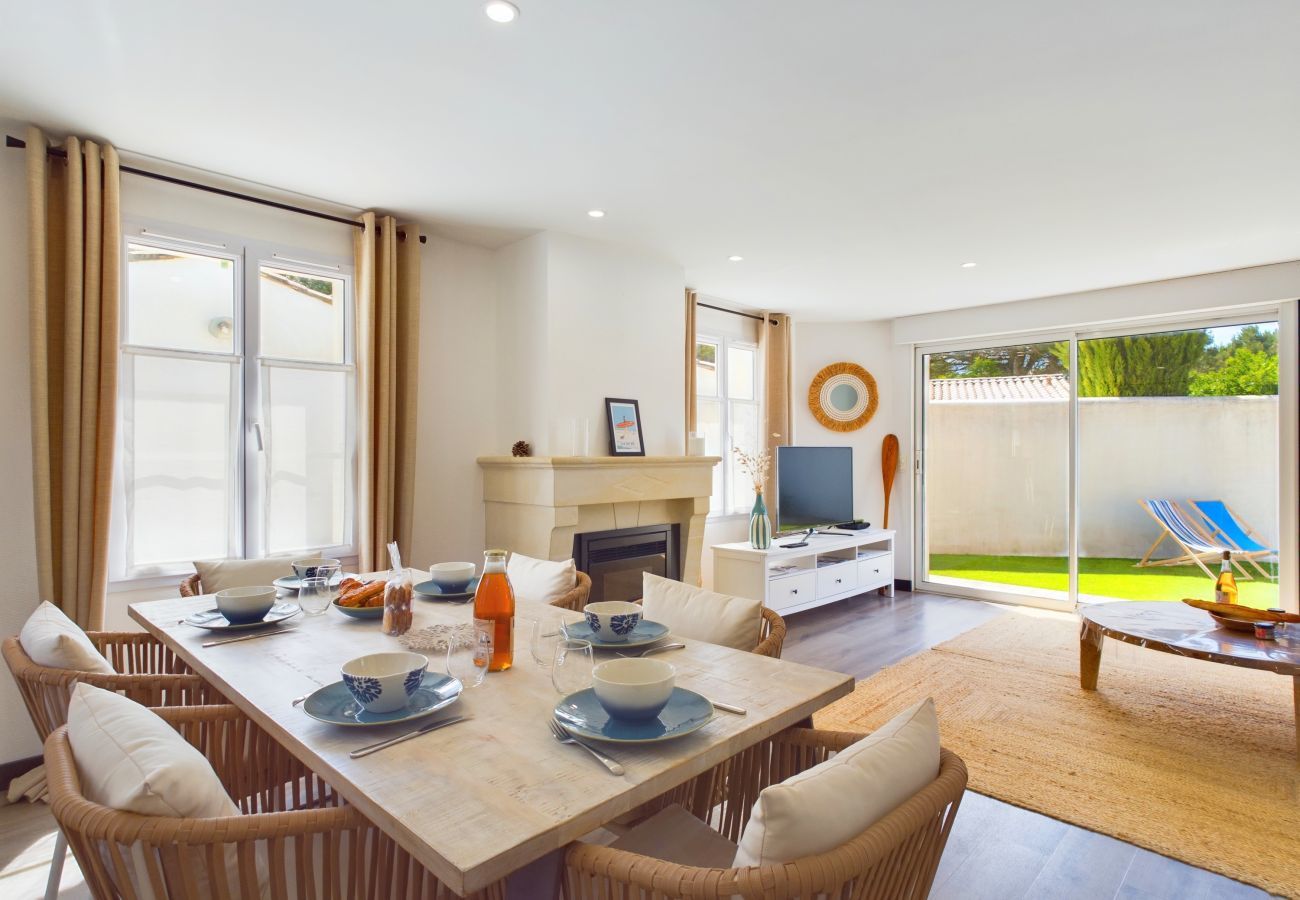 House in La Flotte - Quiet house for 6 - 850m plage de la Clavette