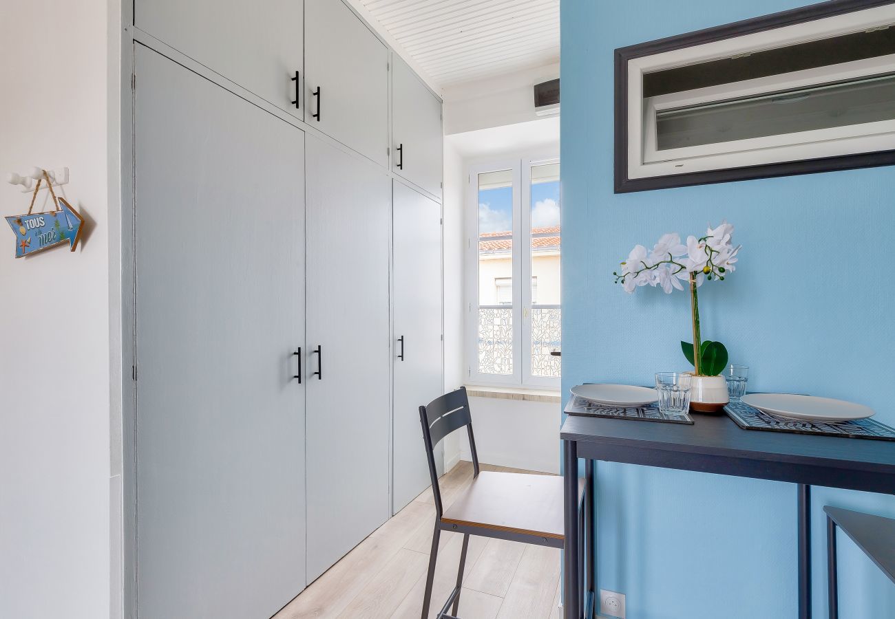 Studio in Les Sables-d´Olonne - Studio for 2 in Fishermen's square