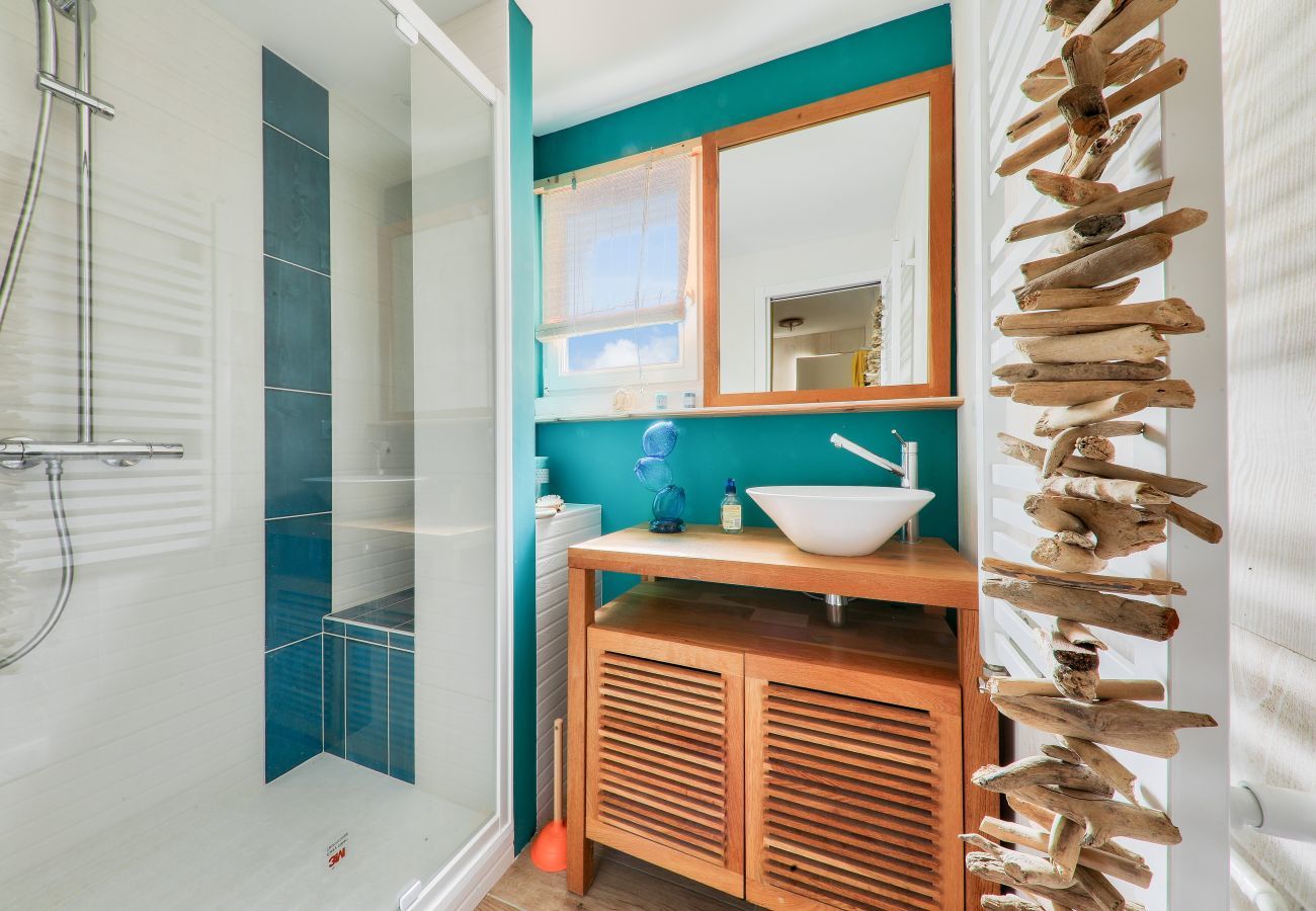 House in Arradon - House for 8 with pool 500m from the beach
