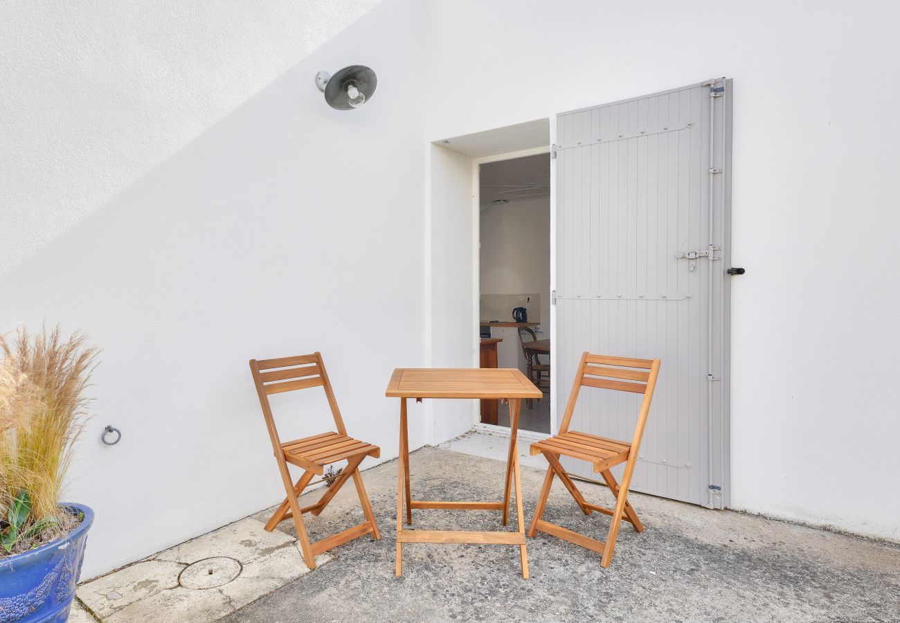 Studio in La Tranche-sur-Mer - Quiet location - 5min from La Terrière beach