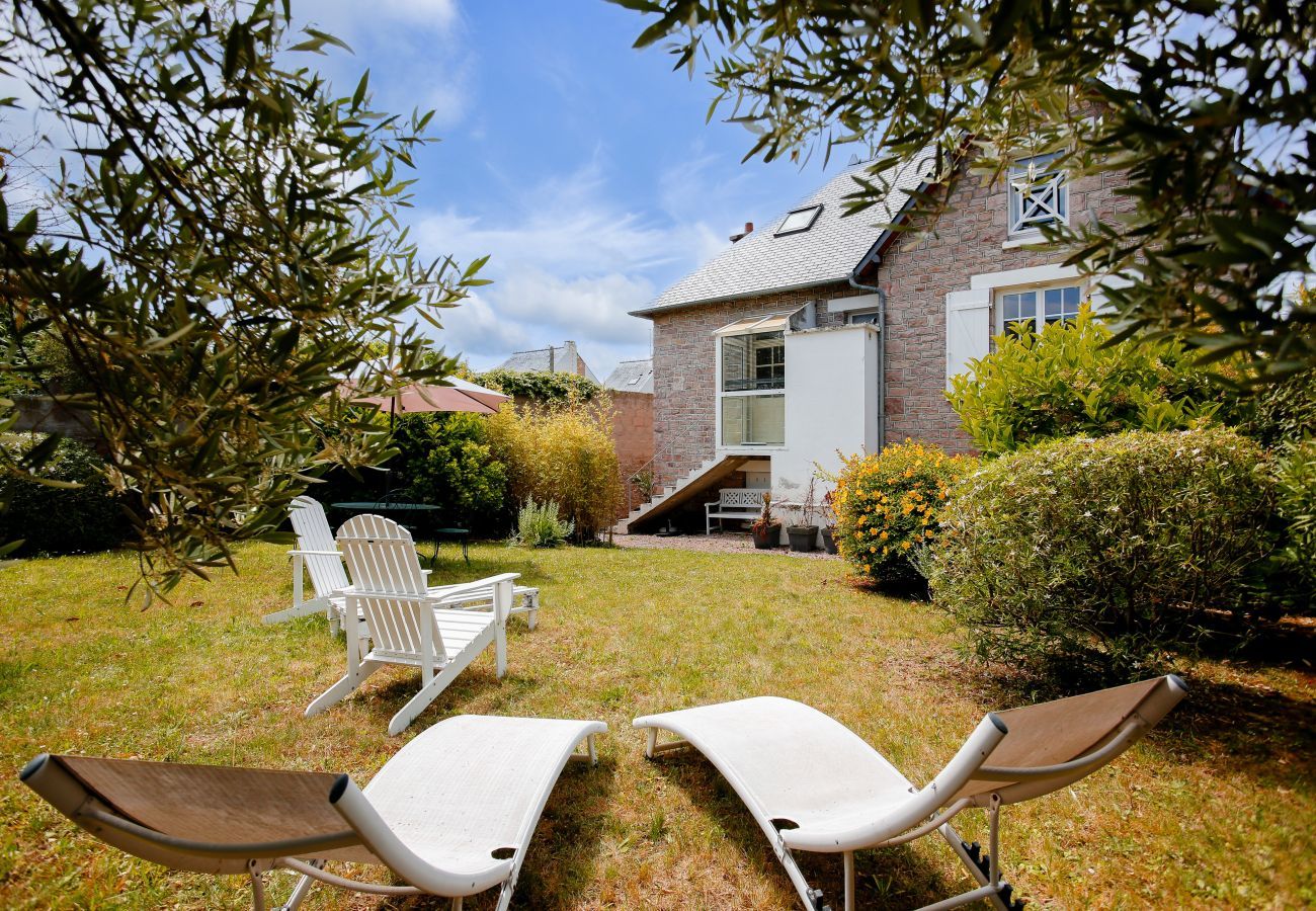 House in Erquy - Unique house for 6 adults and 2 children