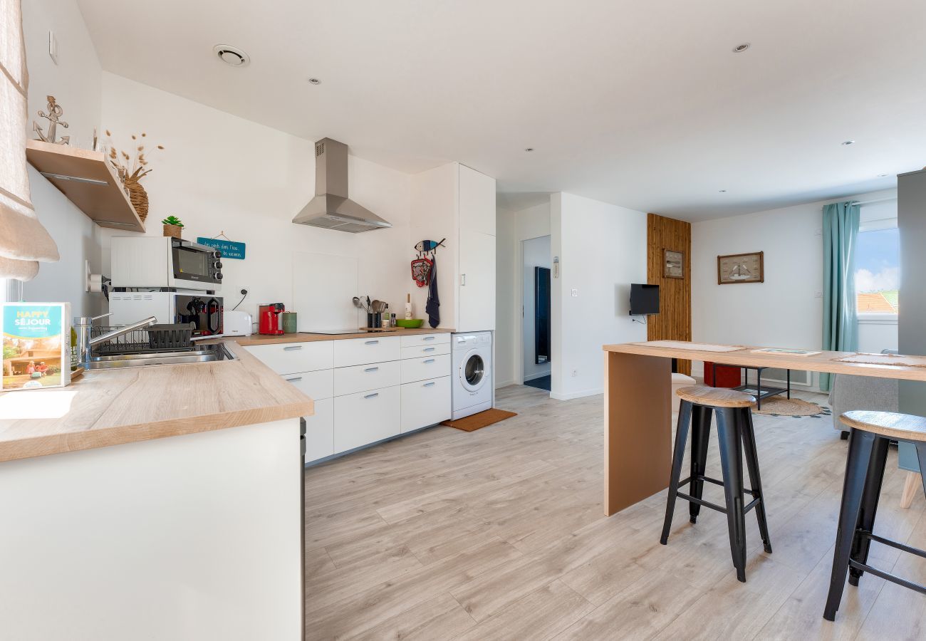Studio in La Tranche-sur-Mer - 180m beach, lively area, studio for 2 people