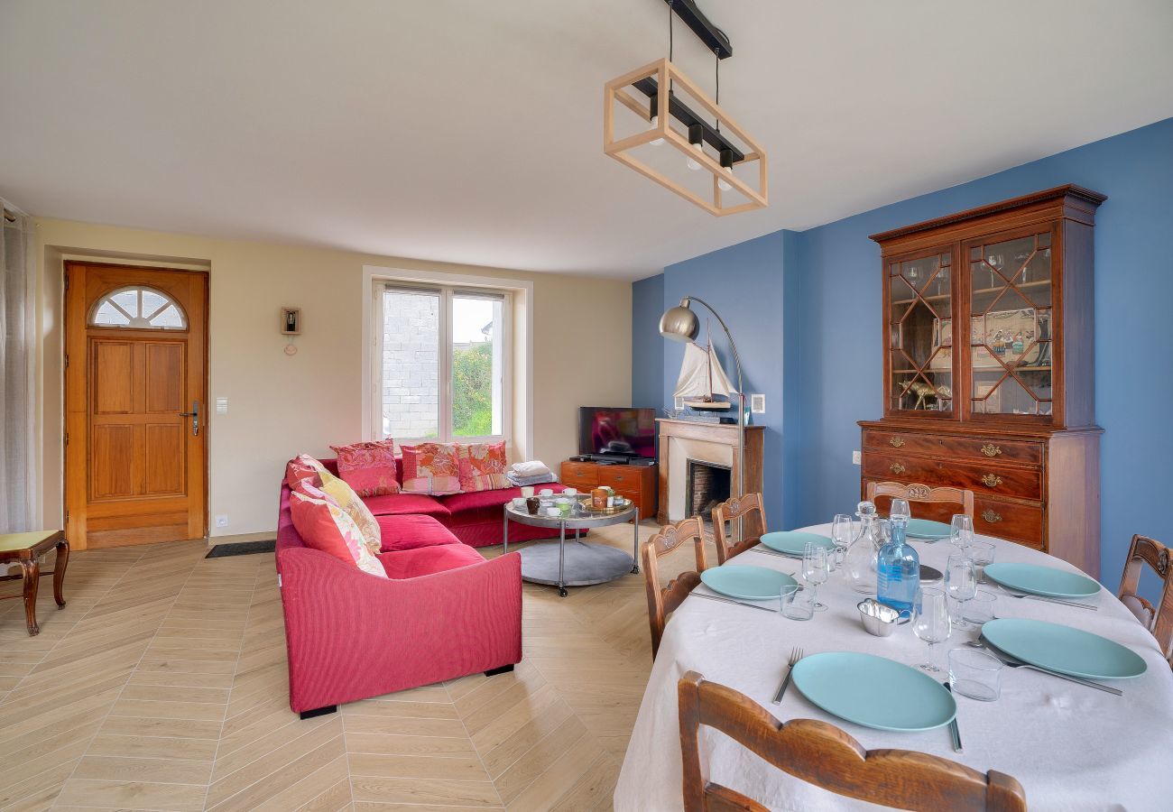 House in Dinard - Quiet house for 6 - Less than 2km from the beach